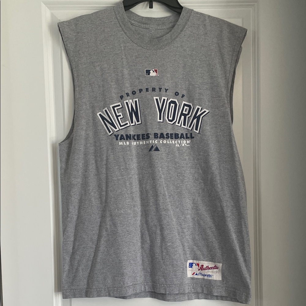 Majestic Gray New York Yankees Sleeveless Tank Top